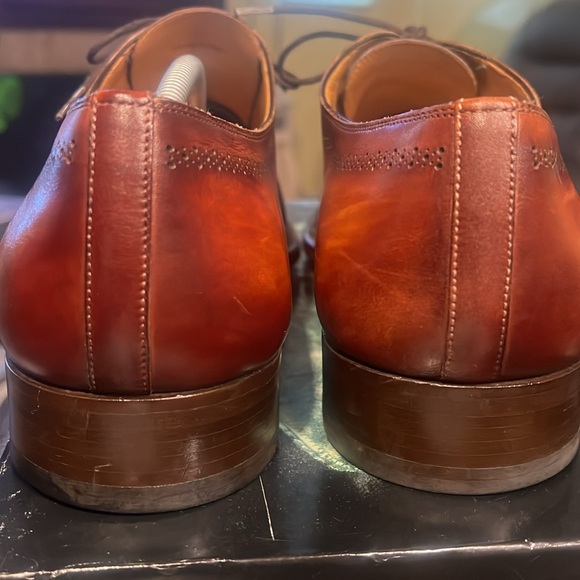 Magnanni Dress Shoes tie up - Picture 5 of 8